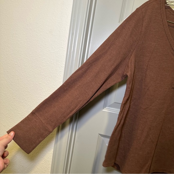 Terra & Sky Brown V Neck Henley Thermal Top size 0X - Picture 3 of 8